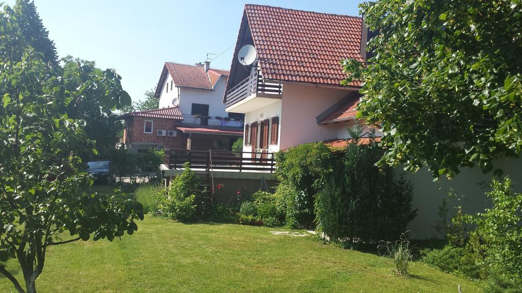 House Tudic Apartment Dreznik Grad Bilik gambar